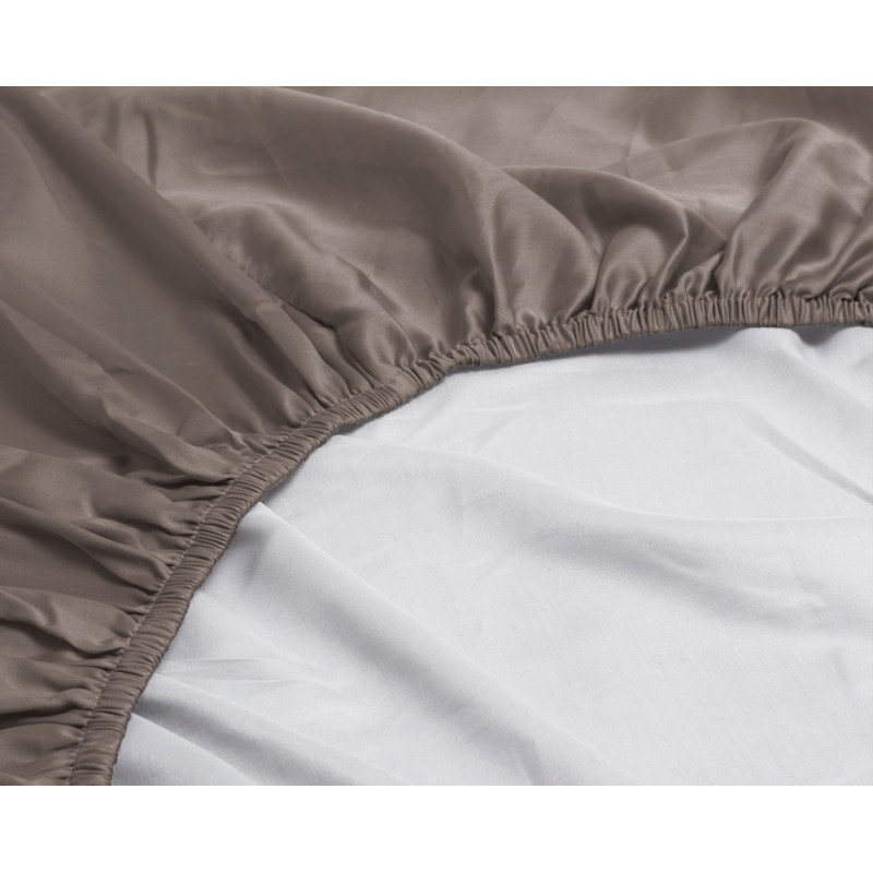 Faconlagen Primavera Deluxe Taupe 100% Bomuldssatin fra MyTrendyHome.dk