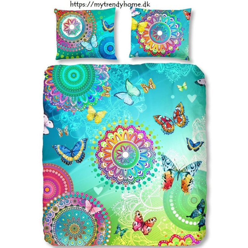Bomuldssatin sengetøj New Prada med mandala, plantemotiver og sommerfugle  fra MyTrendyHome.dk