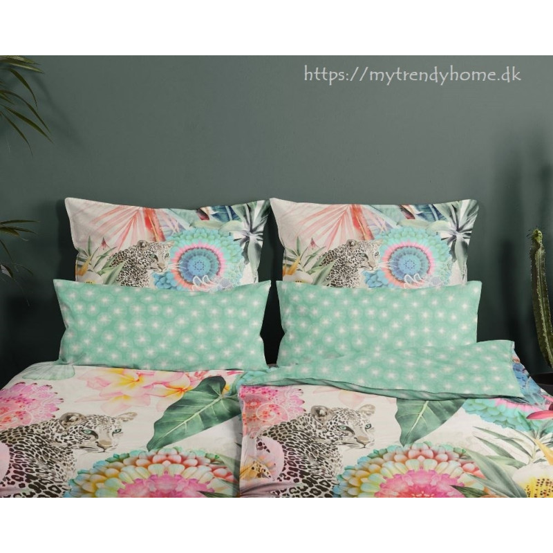 Bomuldssatin sengetøj Verda med mandala og Leopard fra MyTrendyHome.dk