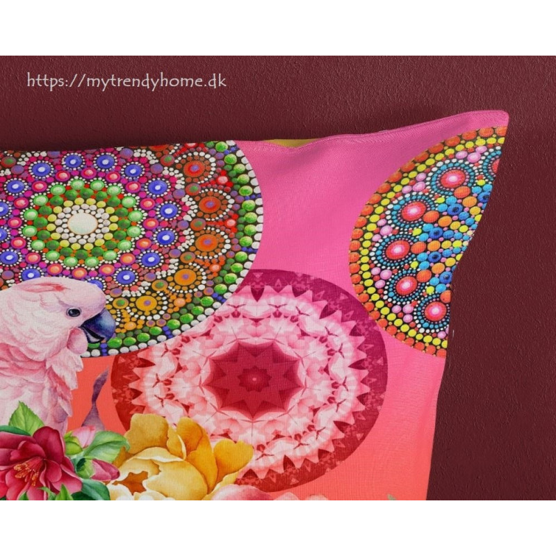 Bomuldssatin sengetøj Nevine med mandala ornament fra MytrendyHome.dk