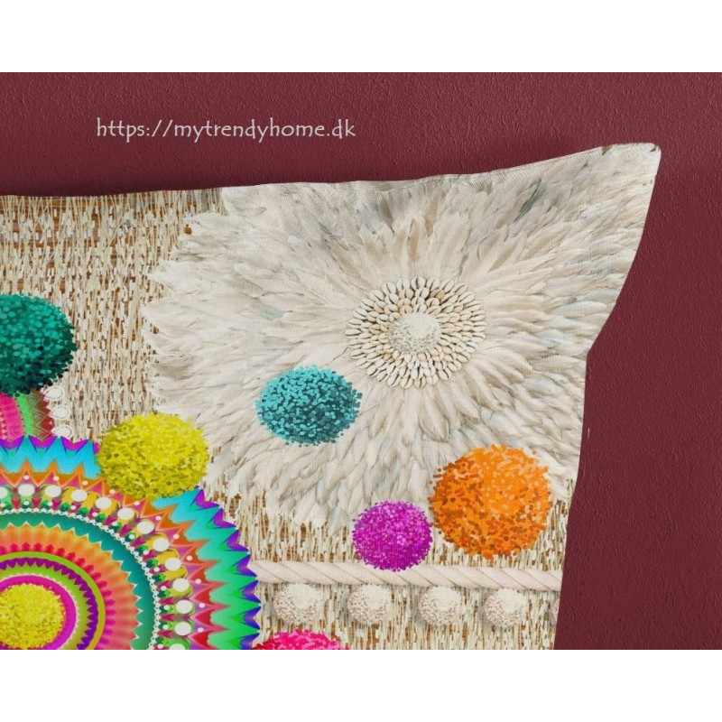 Bomuldssatin sengetøj Inessa med mandala ornament fra MytrendyHome.dk