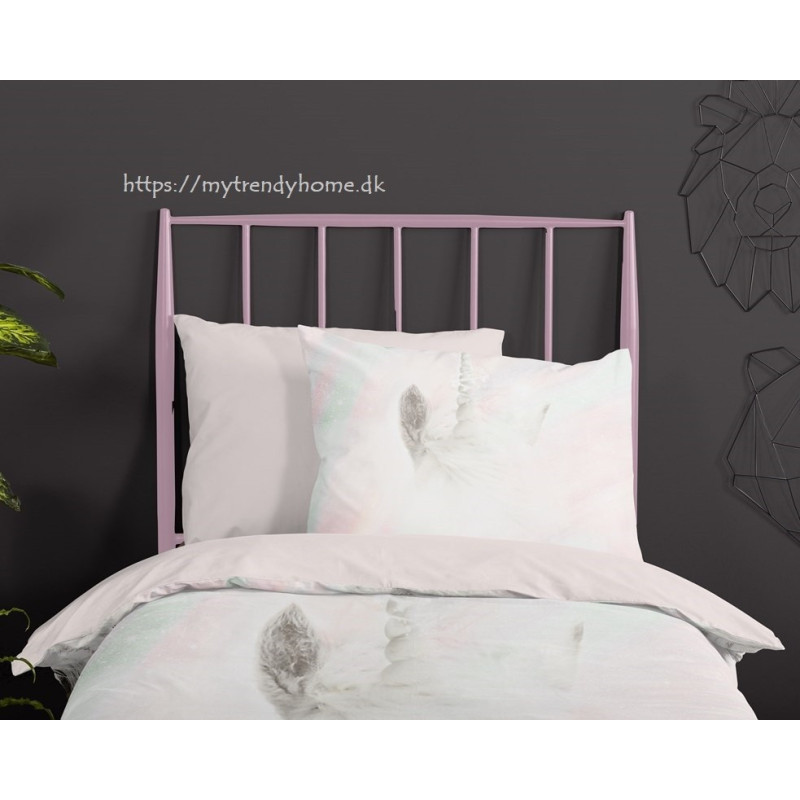 Børnesengetøj Fluffy med hvid Enhjørnet fra MyTrendyHome.dk