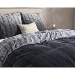 Flonel sengesæt Dante Anthracite med strik mønster fra MytrendyHome.dk
