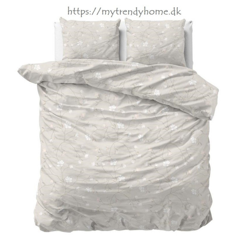 Flonel sengesæt Caitlyn Sand med delikat blomster fra MytrendyHome.dk