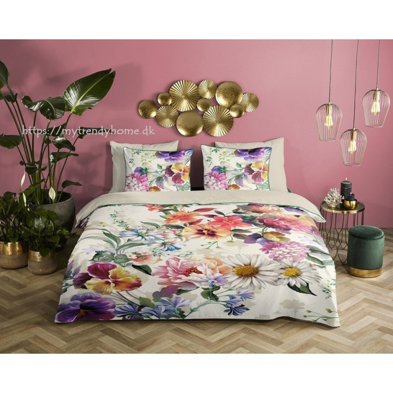 Sengesæt Novara off-white i 100% bomuldssatin fra MyTrendyHome.dk