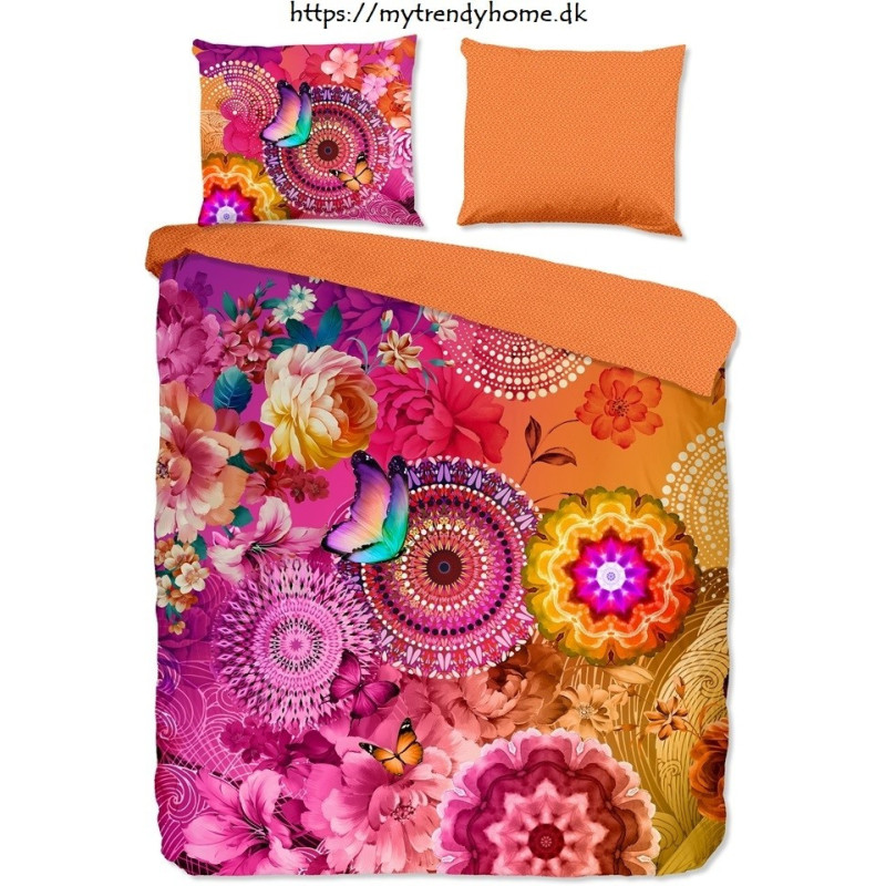 Bomuldssatin sengetøj Ziva med mandala ornament fra MytrendyHome.dk