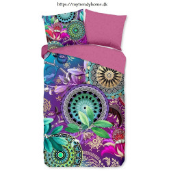 Bomuldssatin sengetøj Axelle med mandala ornament fra MytrendyHome.dk