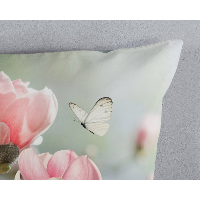 Sengesæt Magnolia med blomster og sommerfugl fra MyTrendyHome.dk