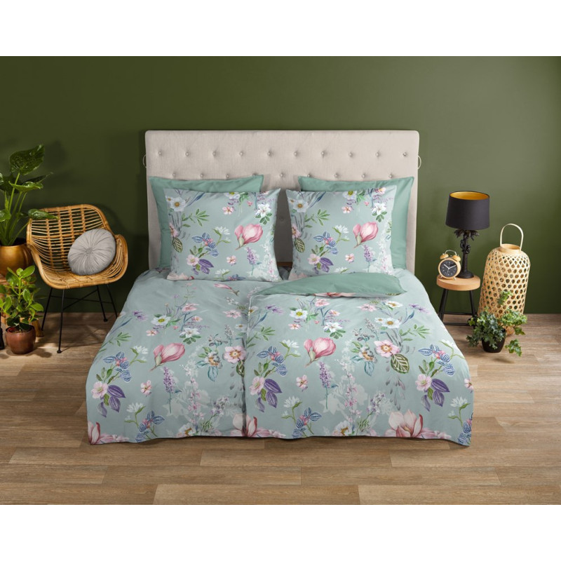 Sengesæt Vera med Magnolia og vilde blomster fra MyTrendyHome.dk
