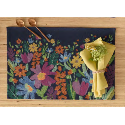 Gobelin Billedvævet stof dækkeserviet Frisco med Blomster motiv i navy blå og råhvid farver fra MyTrendyHome.dk
