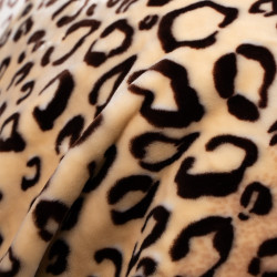Fløjlsblødt og lækkert Fleece Blanket Panther fra MyTrendyHome.dk