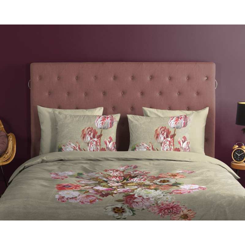 Sengesæt Miranda med haveblomster og tulipaner fra MyTrendyHome.dk