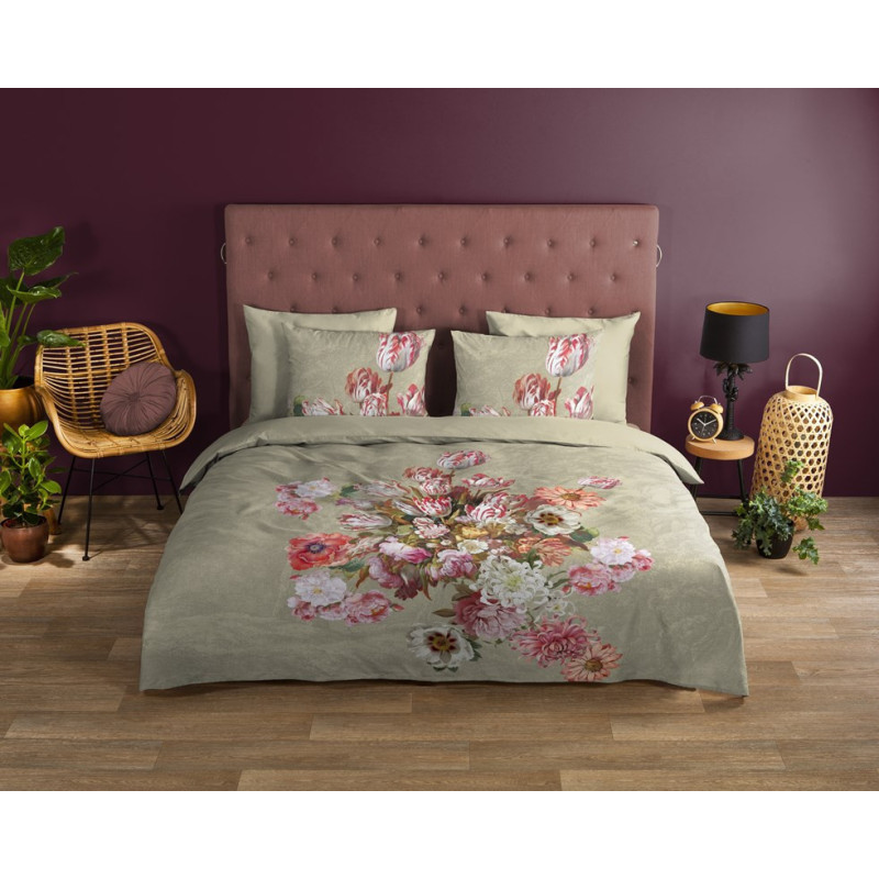 Sengesæt Miranda med haveblomster og tulipaner fra MyTrendyHome.dk