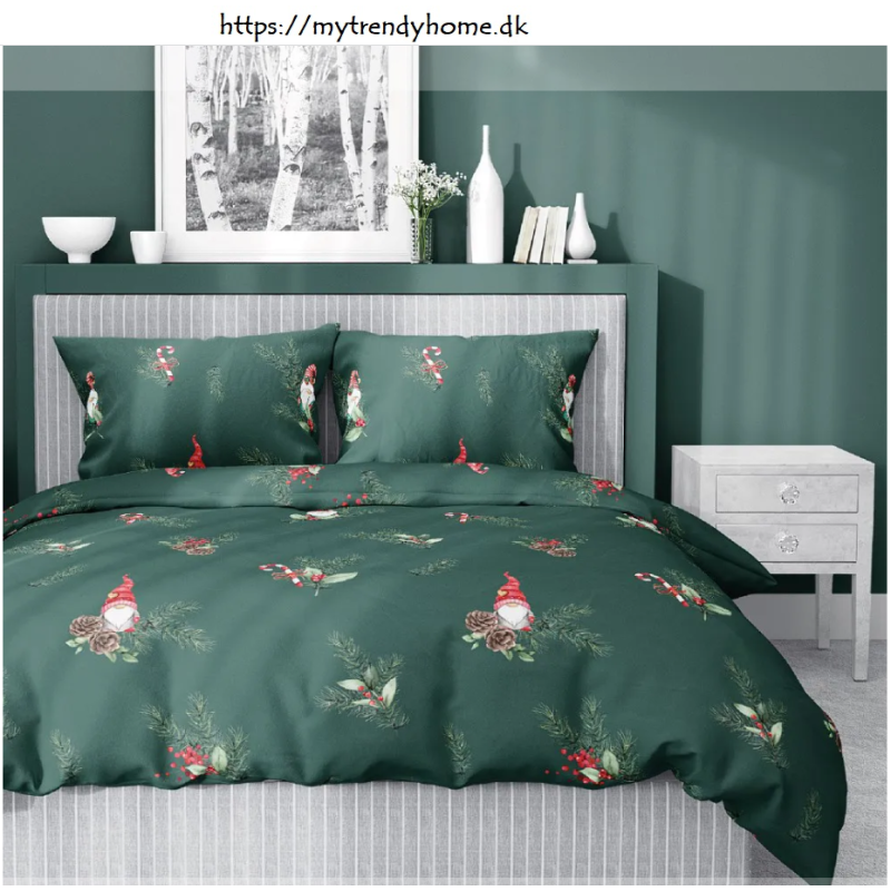 Julesengesæt Nisse, Grøn med julemotiv, ren bomuld fra MyTrendyHome.dk