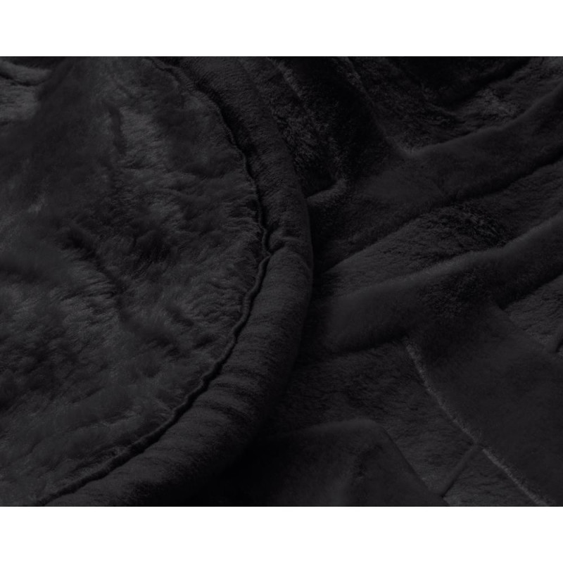  Fløjlsblødt og lækkert Fleece Blanket Zeta Sort fra MyTrendyHome.dk