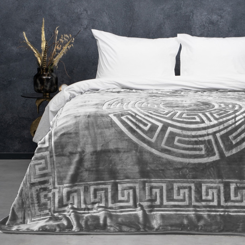 Fløjlsblødt og lækkert Fleece Blanket Zeta Grå, fra MyTrendyHome.dk