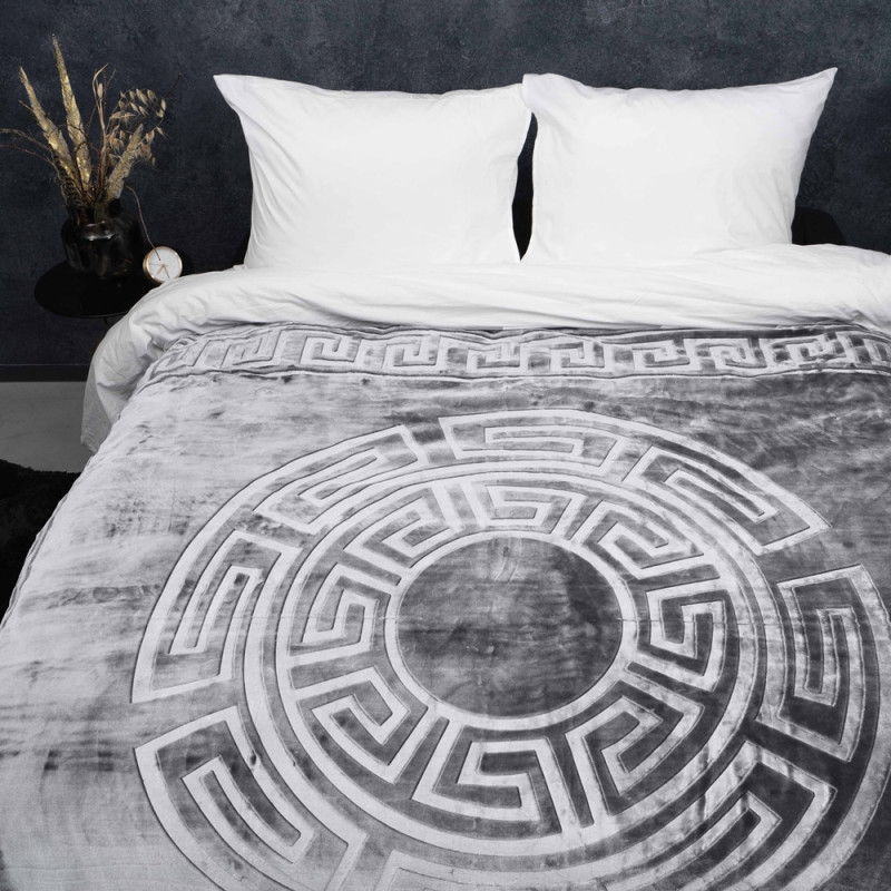 Fløjlsblødt og lækkert Fleece Blanket Zeta Grå, fra MyTrendyHome.dk