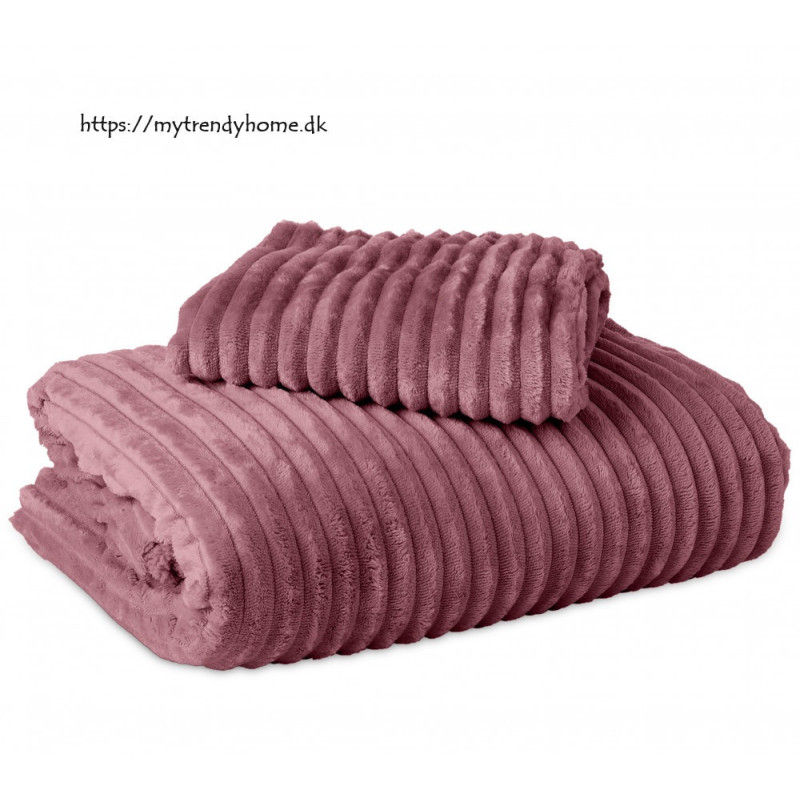 Sengetøj Rib Teddy Rosa med fløjs struktur af imiteret pels fra MyTrendyHome.dk
