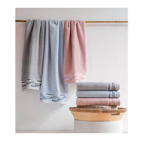 Håndklæder Mahon lyseblå farve af høj kvalitet fra MytrendyHome.dk