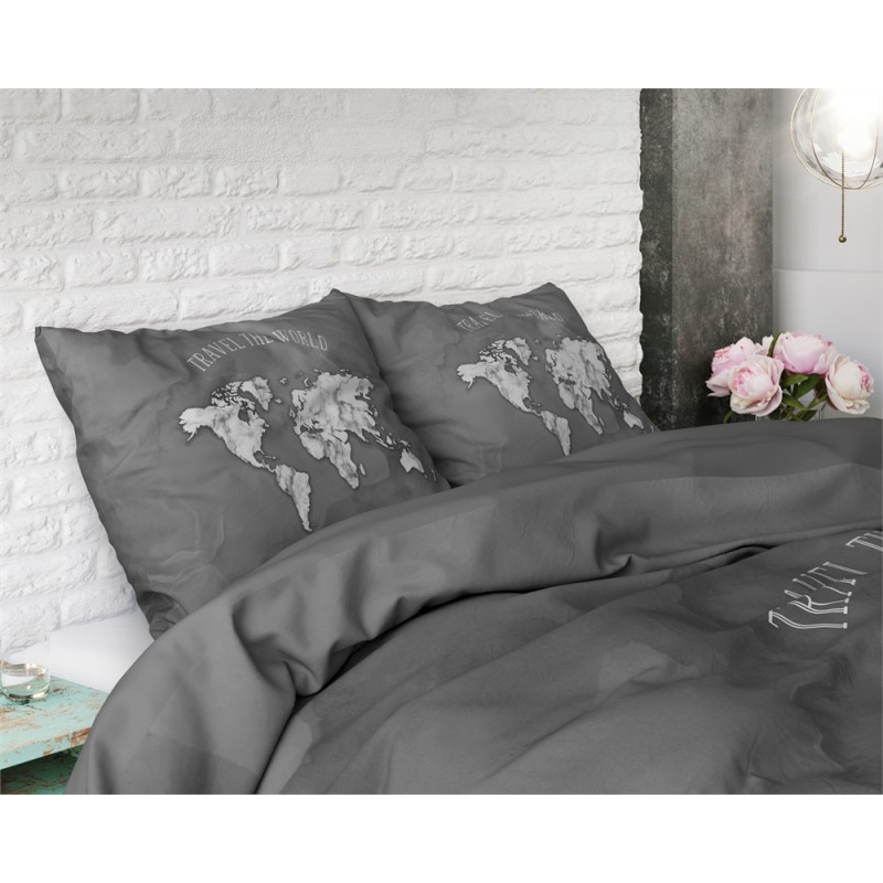 Sengesæt Marble World Anthracite med verdenskort fra MyTrendyHome.dk