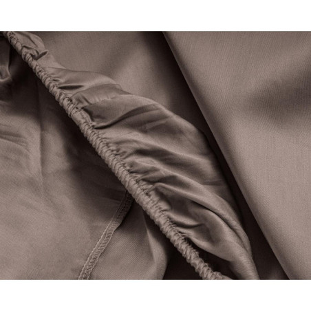 Faconlagen PrimaveraDeluxe Taupe 100% Bomuldssatin fra MyTrendyHome.dk