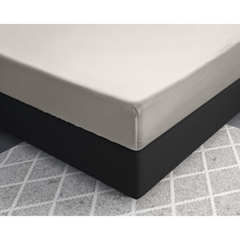 Faconlagen PrimaveraDeluxe Cream 100% Bomuldssatin fra MyTrendyHome.dk