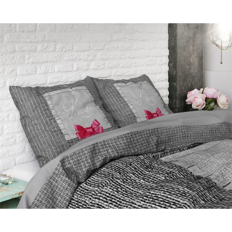 Sengesæt Strictly in Love Anthracite i 100% bomuld fra MyTrendyHome.dk