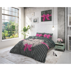 Sengesæt I Love Paris Pink med romantisk mønster fra MyTrendyHome.dk