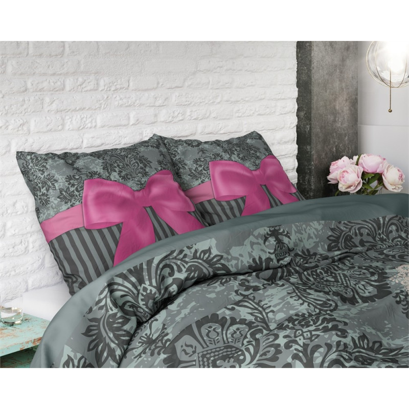 Sengesæt I Love Paris Pink med romantisk mønster fra MyTrendyHome.dk